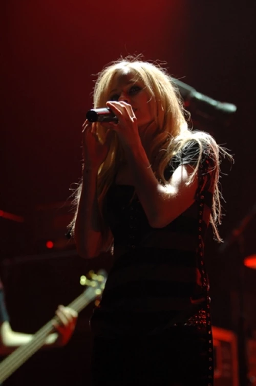 Avril LAVIGNE (1ère partie : Kinito)