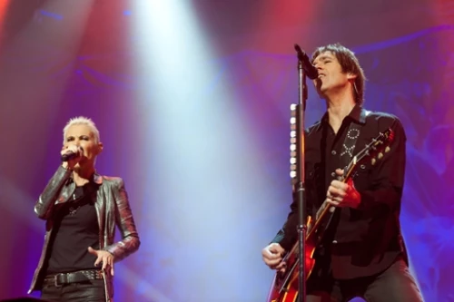 ROXETTE (1ère partie : Bastian Baker)
