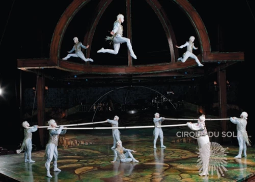 Le CIRQUE DU SOLEIL présente "Alegría"
