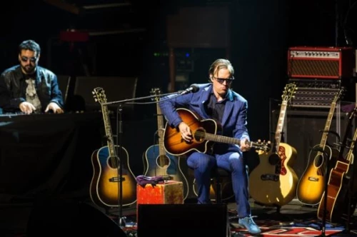 Joe BONAMASSA