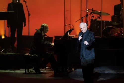 Charles AZNAVOUR