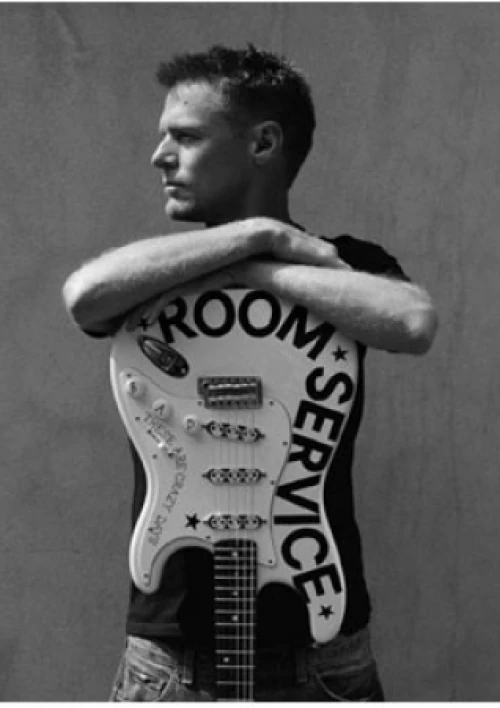 Bryan ADAMS (1ère partie : Lovebugs)